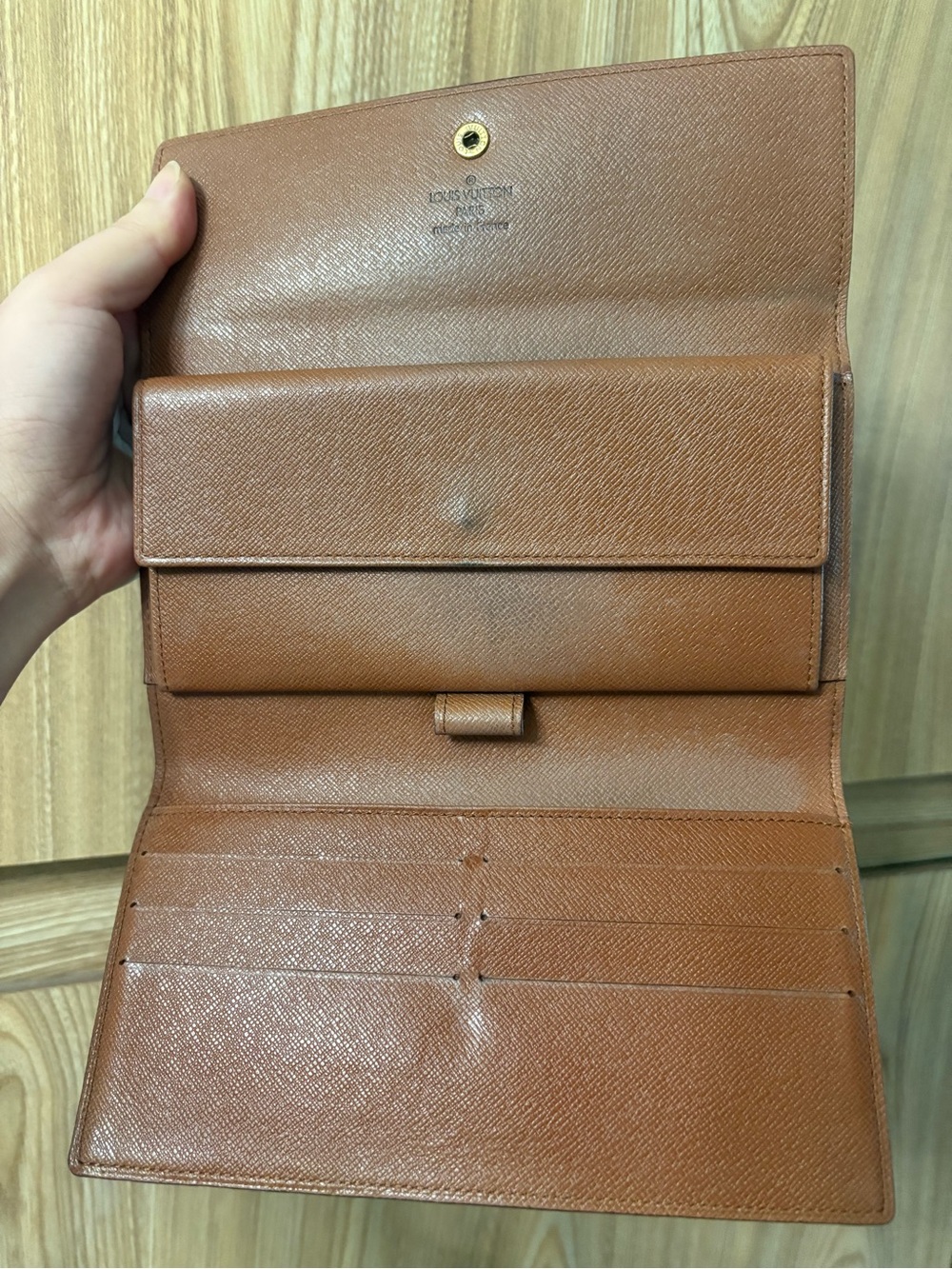 Auth Louis Vuitton Monogram International Trifold Wallet - Picture 3 of 13